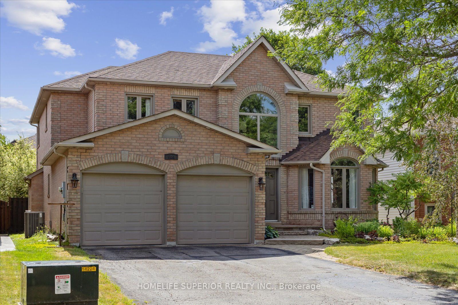 500 Sandalwood Court Property Photo 3