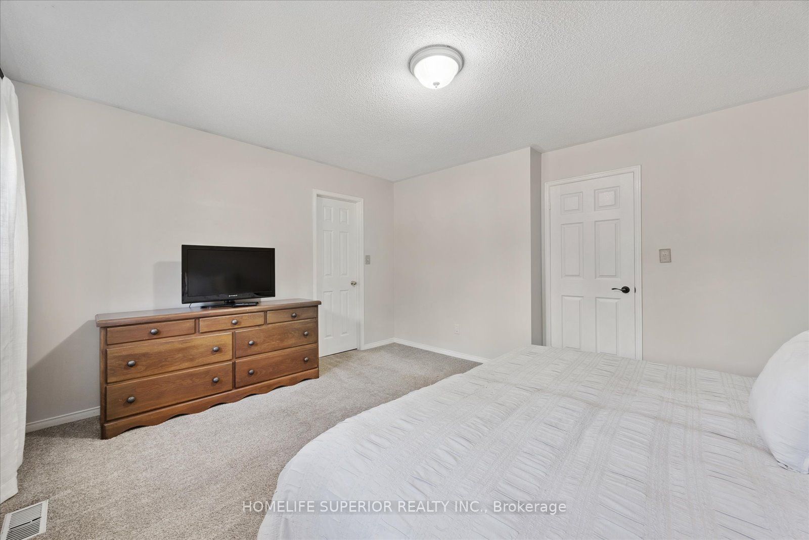 500 Sandalwood Court Property Photo 31