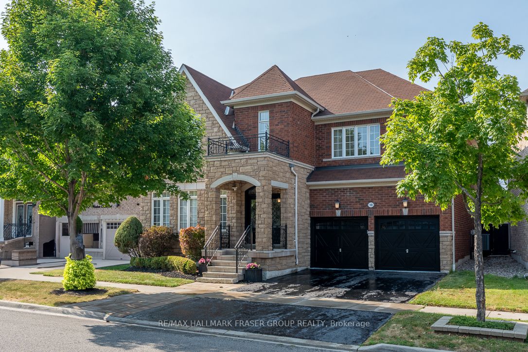 10 Weston Crescent Property Photo 1