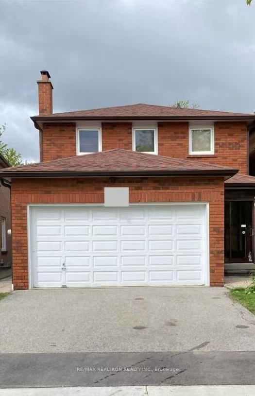 30 Sunbird Crescent Main And 2nd Floors Property Photo 1