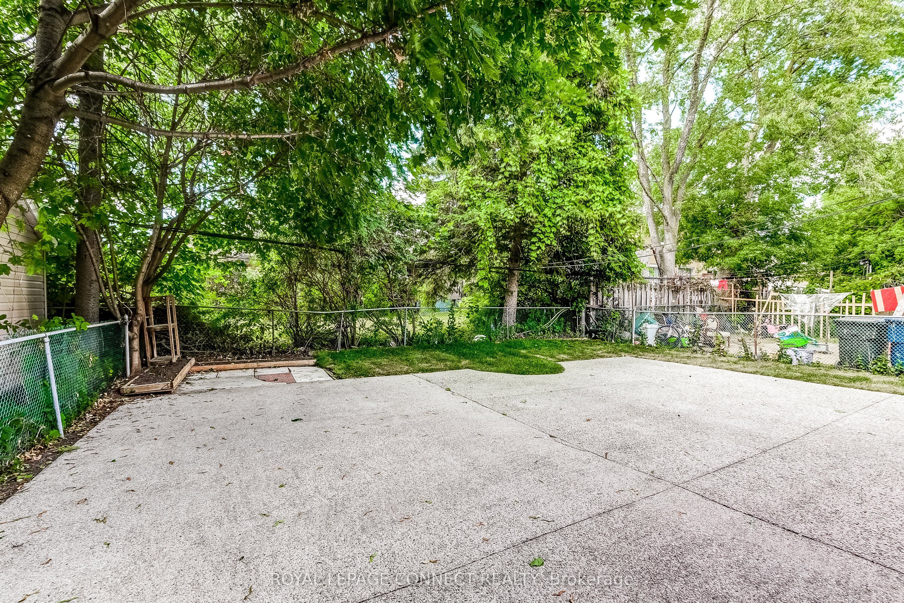 53 Glory Crescent Property Photo 33