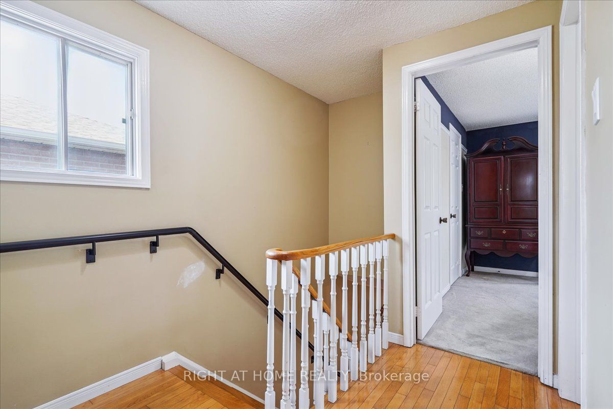 35 Millington Crescent Property Photo 15