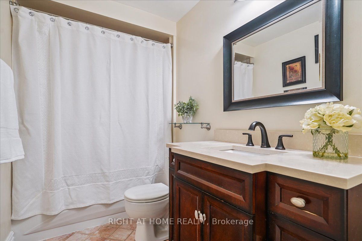 35 Millington Crescent Property Photo 21