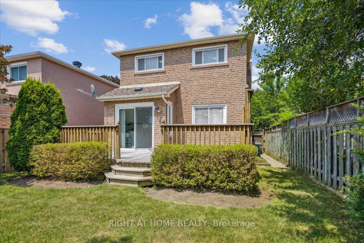 35 Millington Crescent Property Photo 33