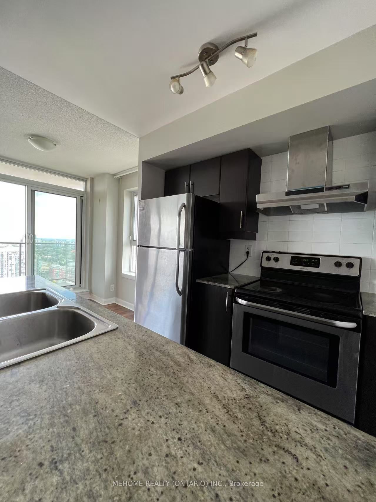 25 Town Center Court 3205 Property Photo 6