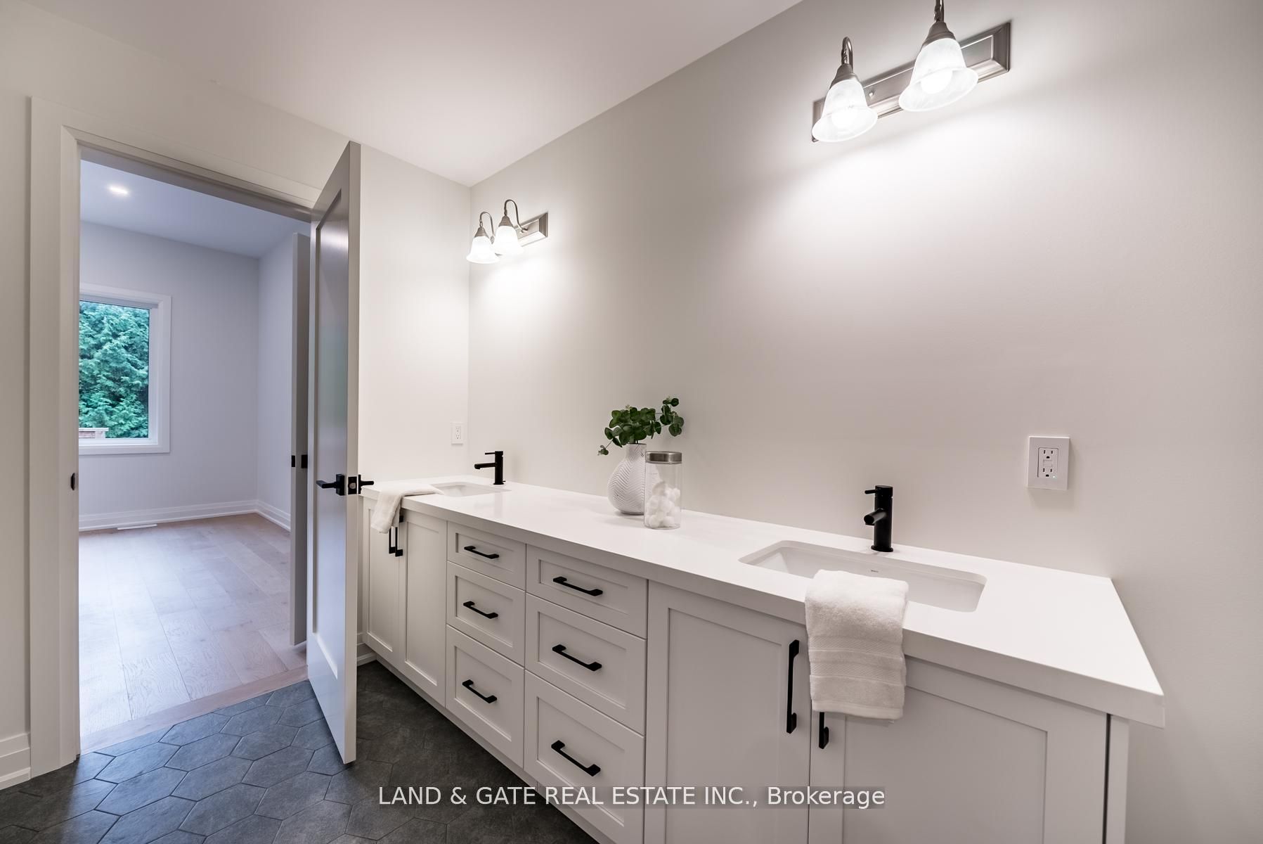 132a Elgin Street Property Photo 21