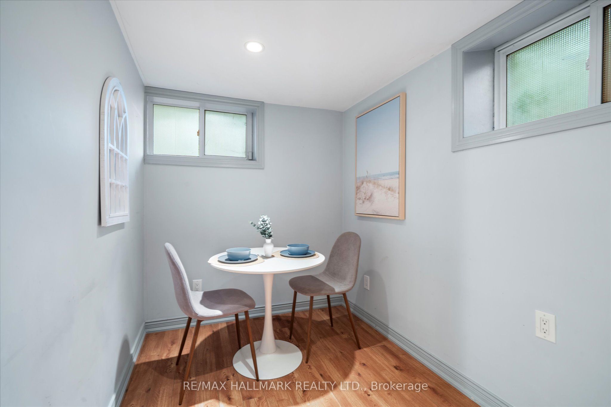 34 Munro Park Avenue Property Photo 36