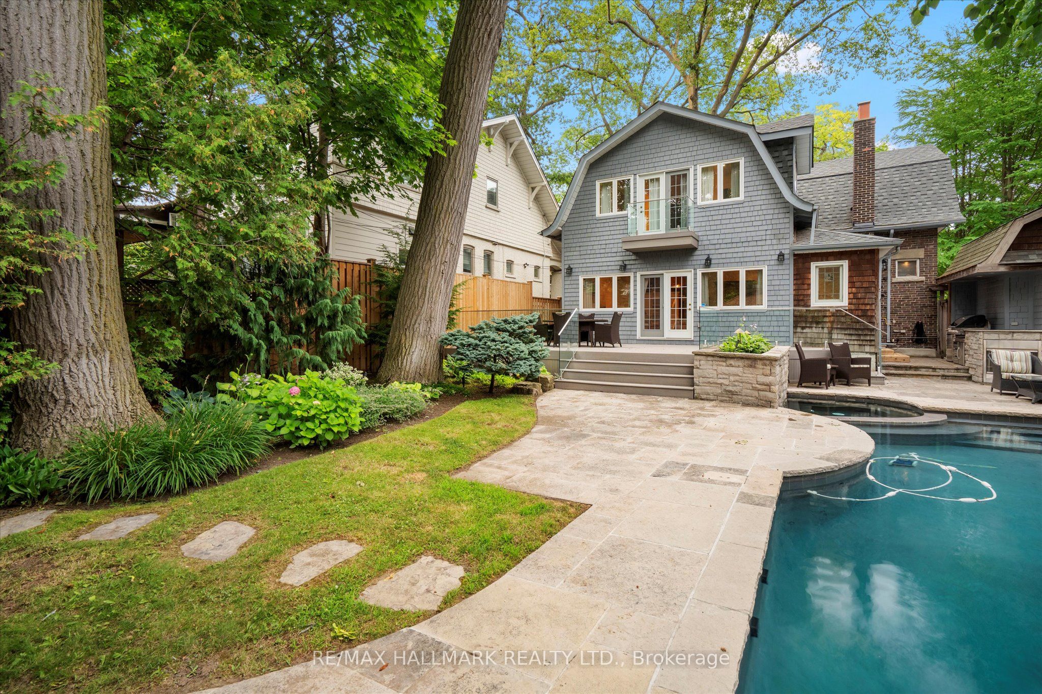 34 Munro Park Avenue Property Photo 45