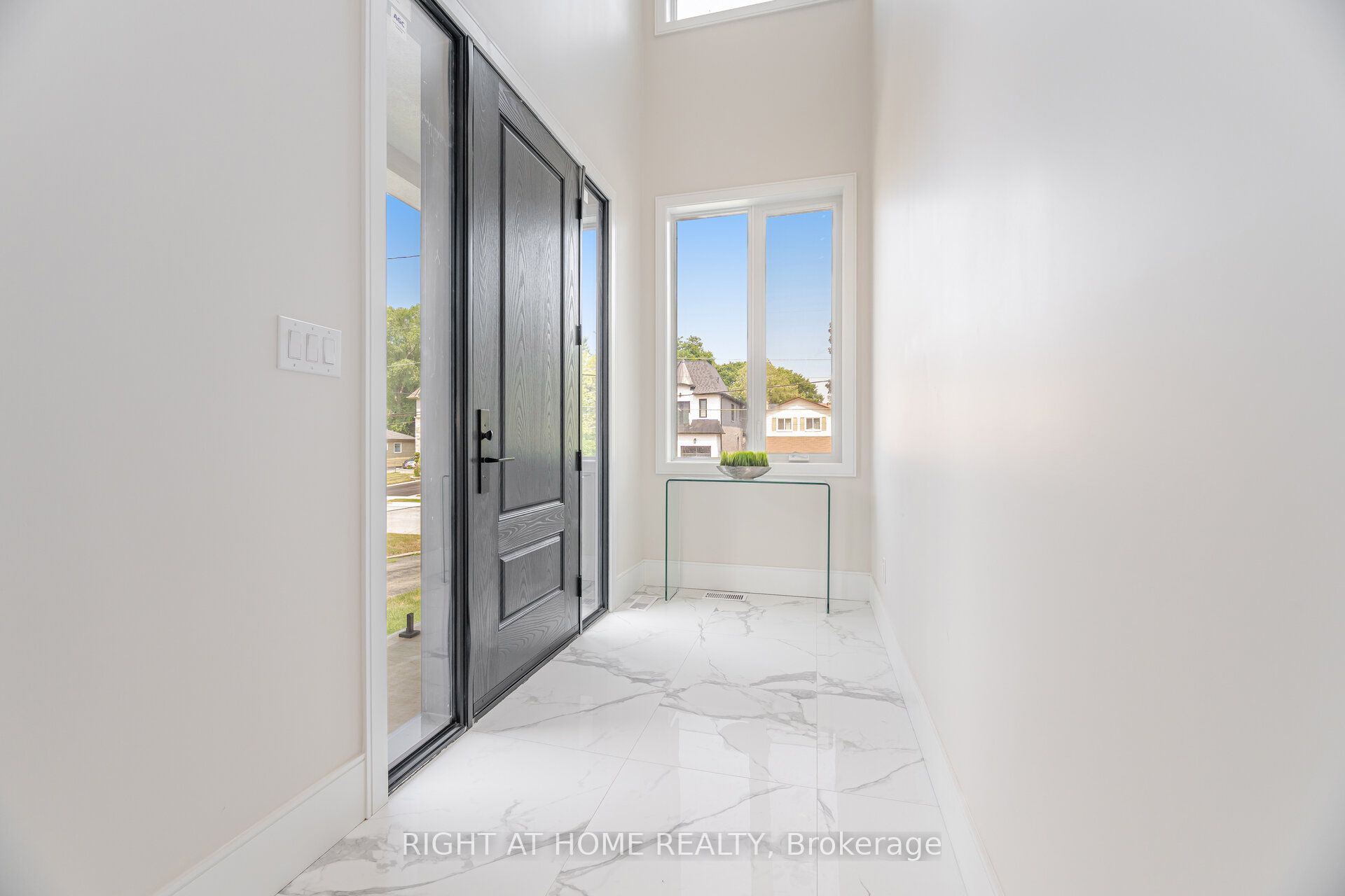 1984 Guild Road Property Photo 5