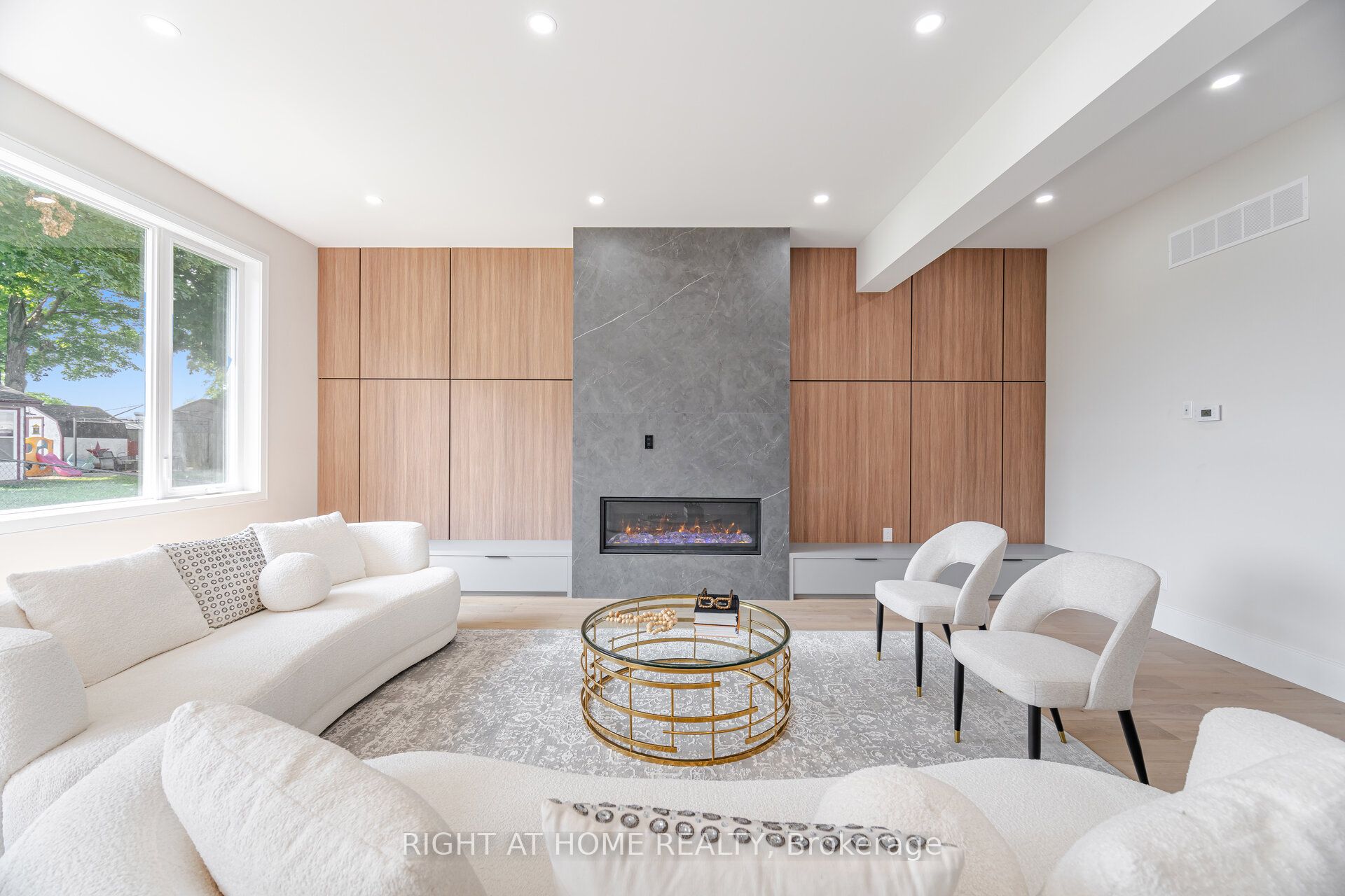 1984 Guild Road Property Photo 13