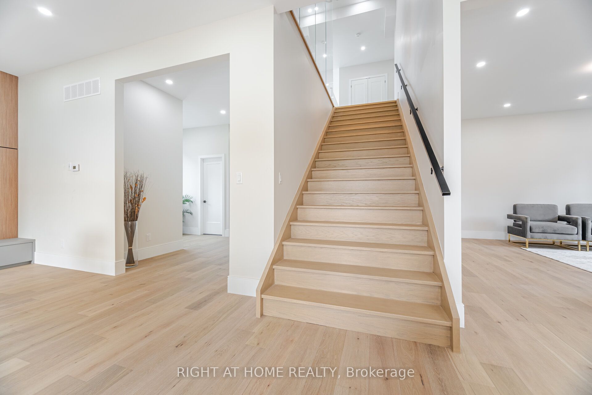 1984 Guild Road Property Photo 20