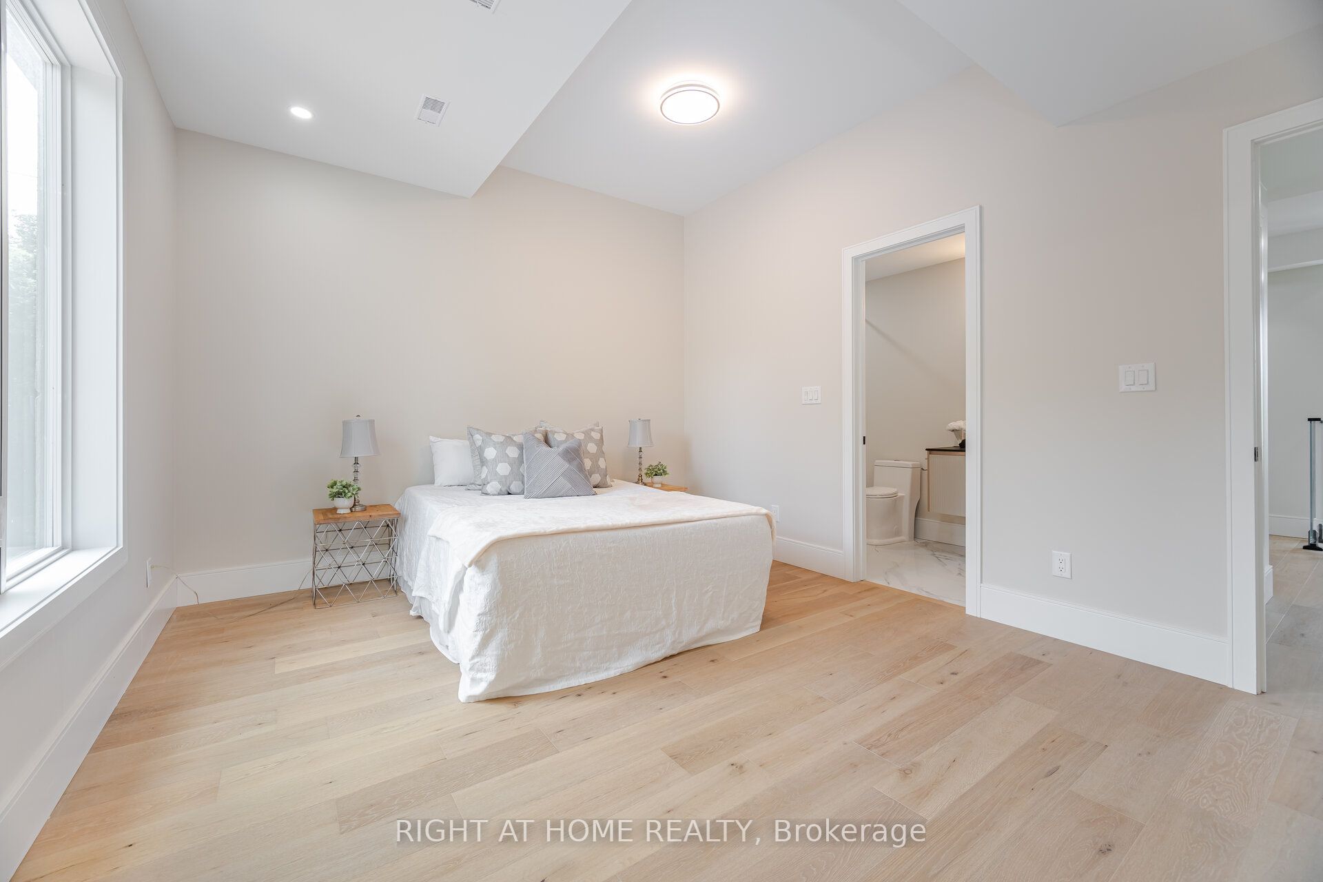 1984 Guild Road Property Photo 30