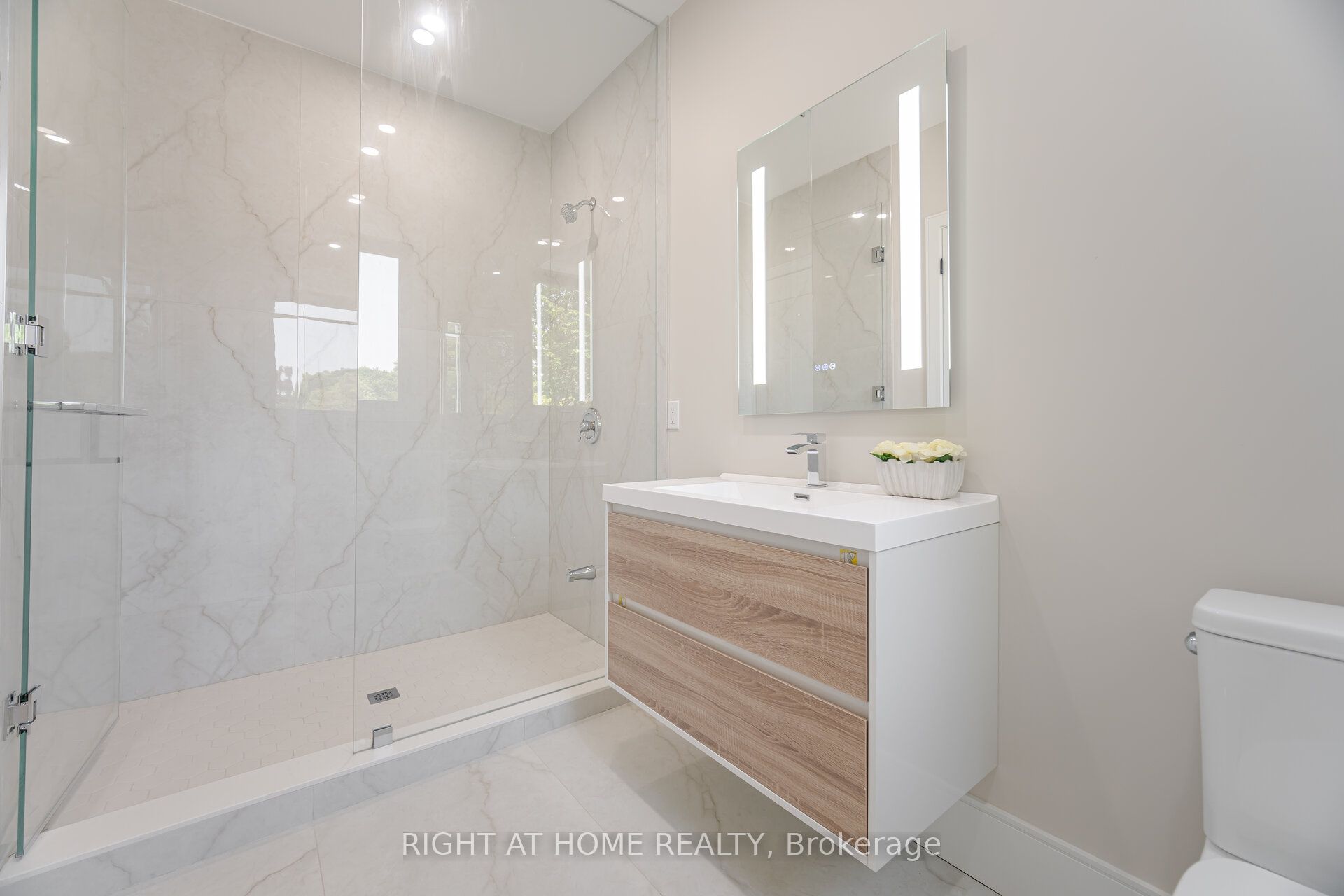 1984 Guild Road Property Photo 33