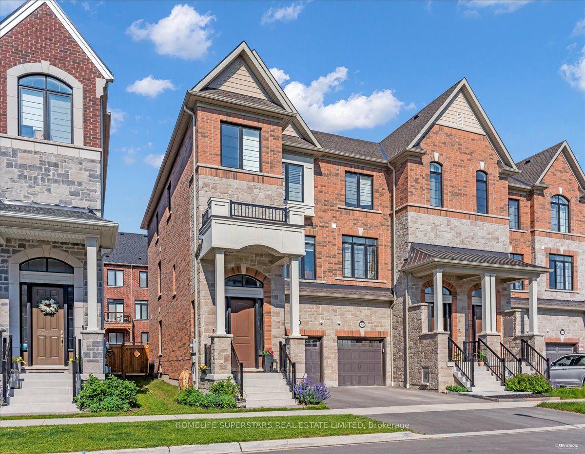 90 Dorian Drive Property Photo 2