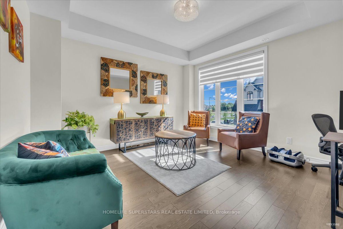 90 Dorian Drive Property Photo 7