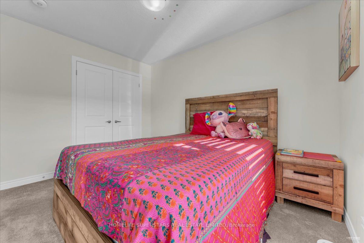 90 Dorian Drive Property Photo 33