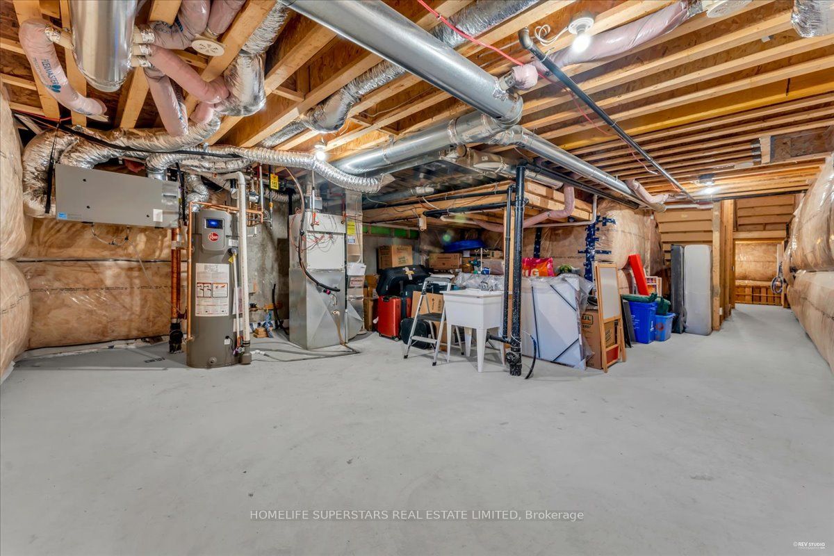 90 Dorian Drive Property Photo 47