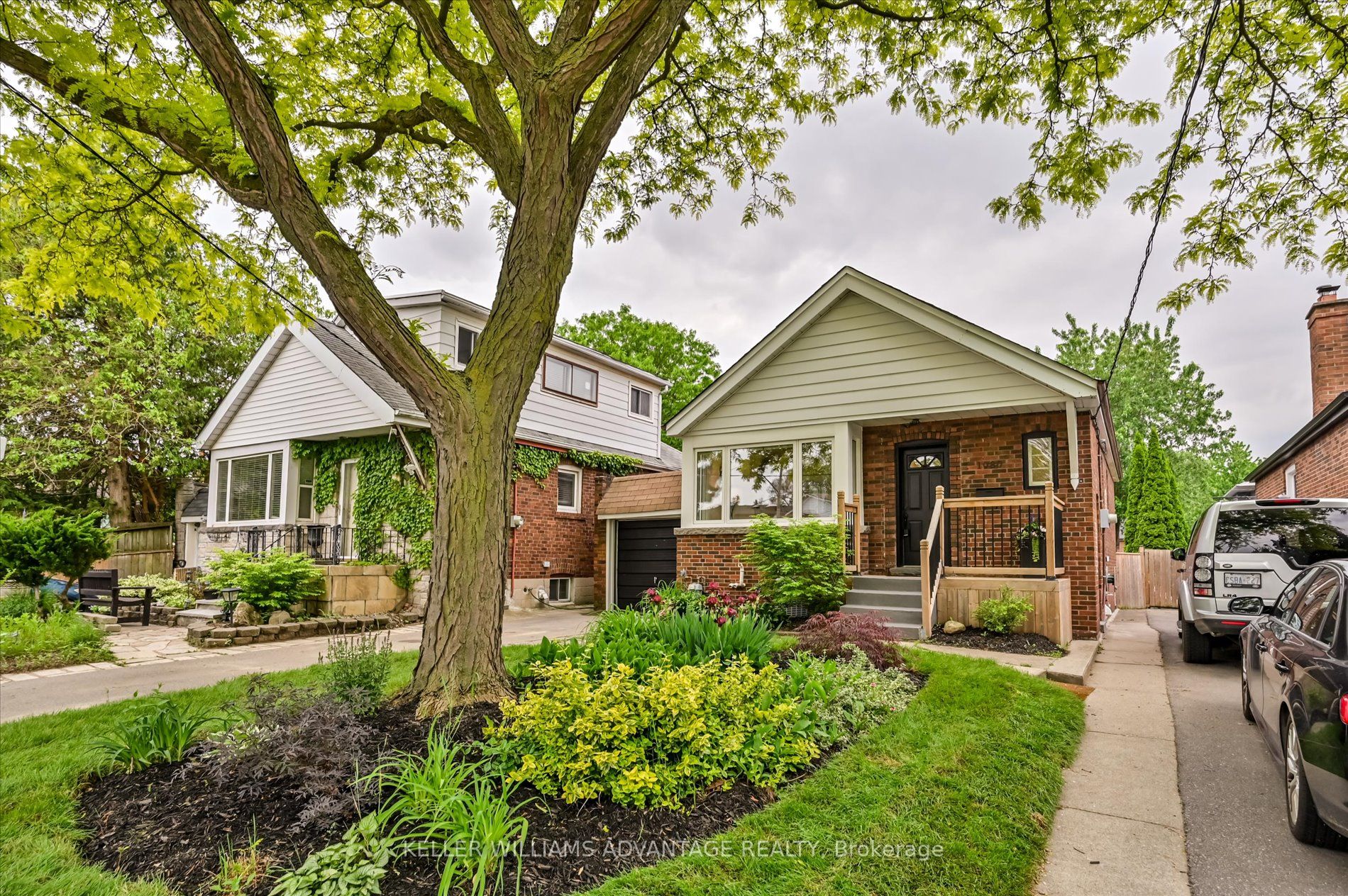 1080 Greenwood Avenue Property Photo 2