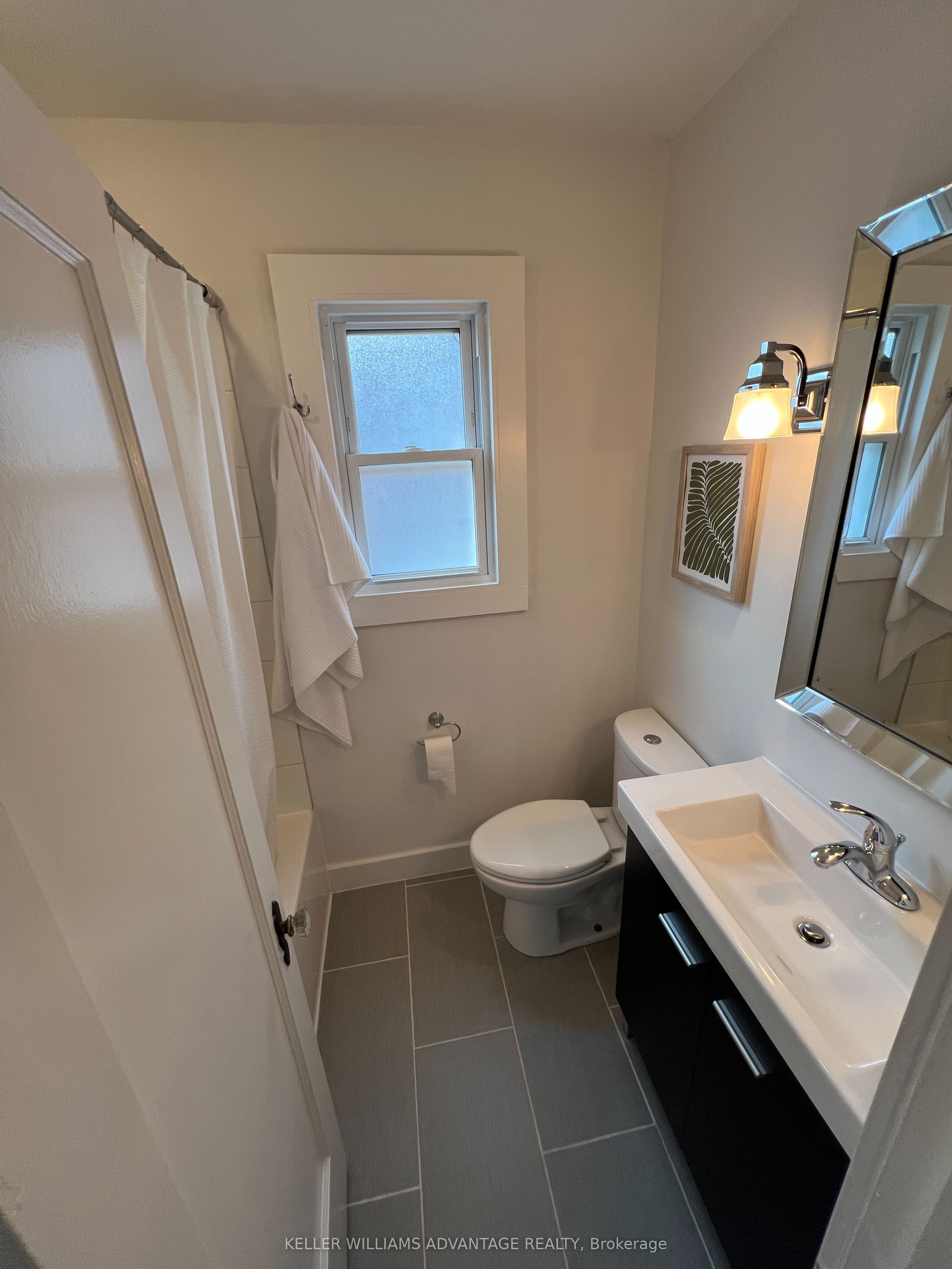 1080 Greenwood Avenue Property Photo 16