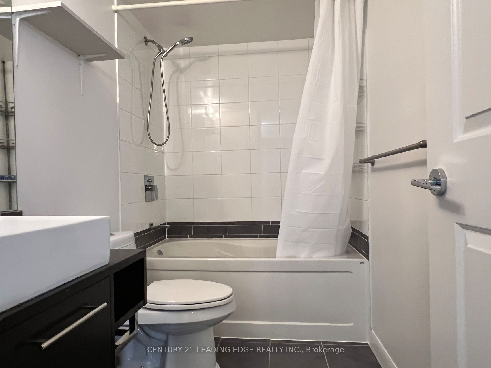 25 Town Centre Court 2809 Property Photo 7