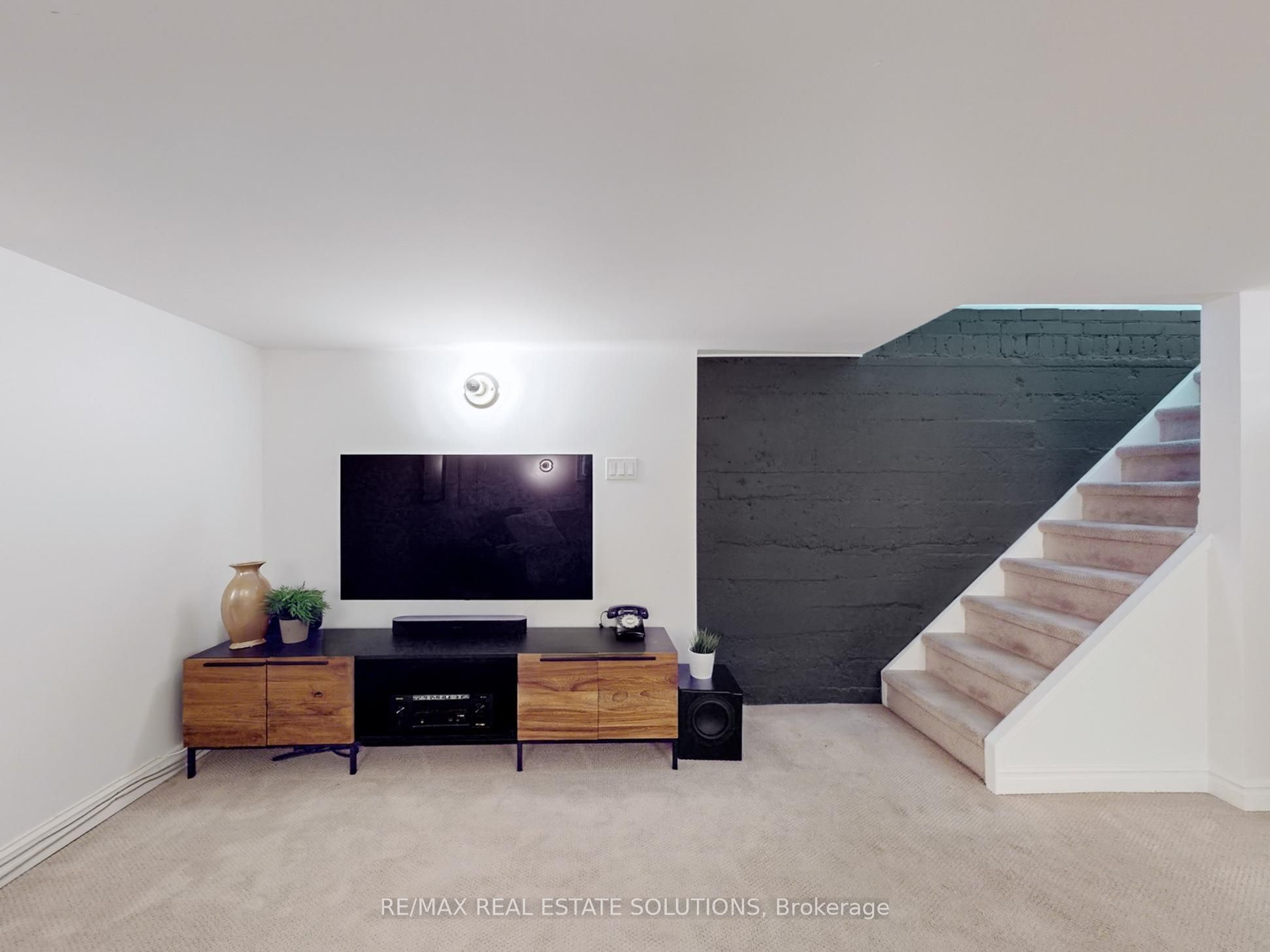 114 Booth Avenue Property Photo 19