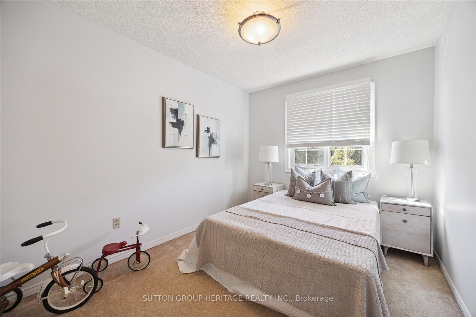 10 Bassett Boulevard 26 Property Photo 17