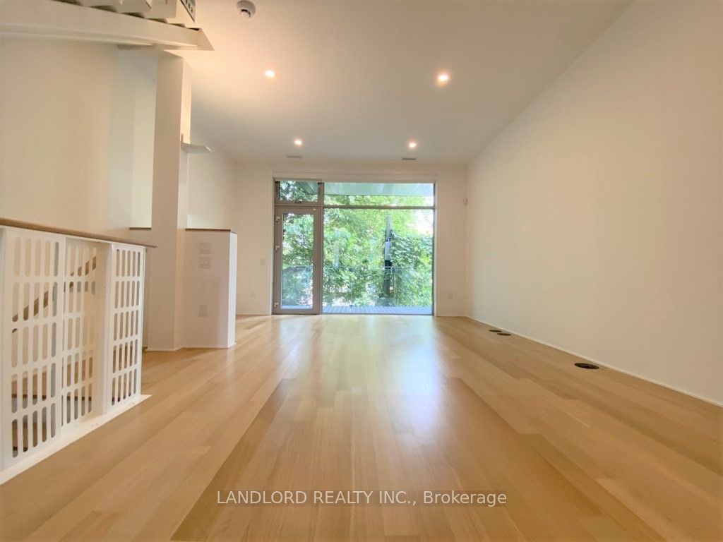 15 Cummings Street Th2 Property Photo 6