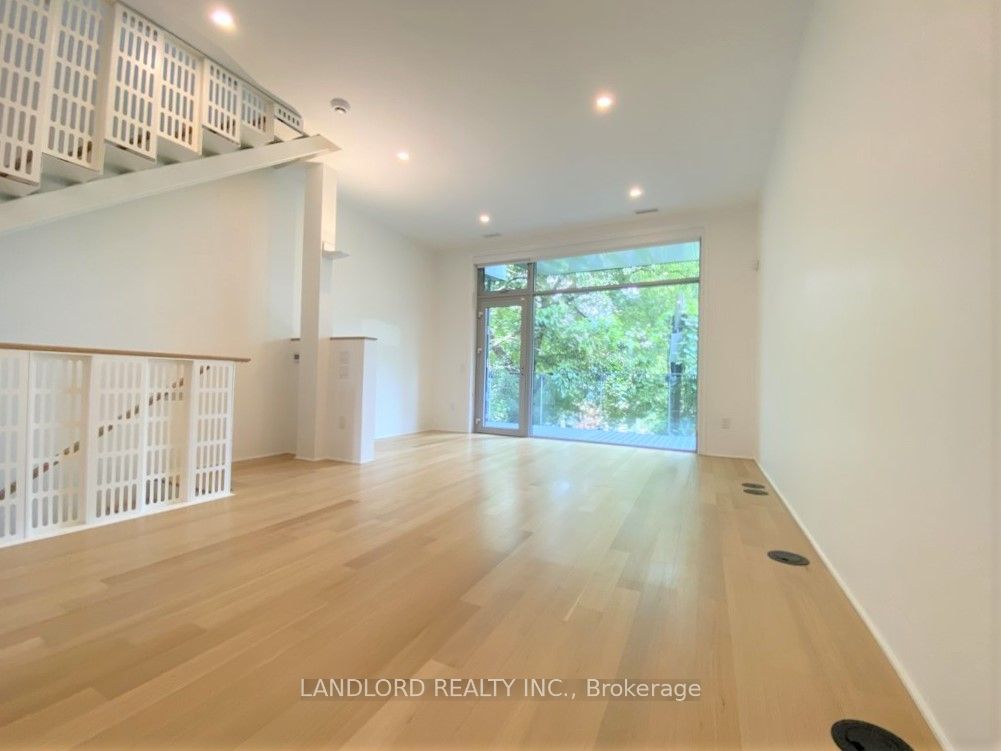 15 Cummings Street Th2 Property Photo 7