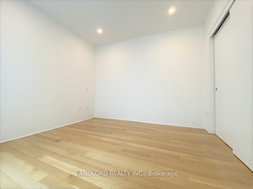 15 Cummings Street Th2 Property Photo 11