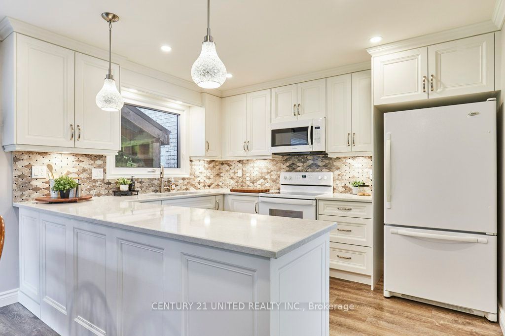 106 Lichen Court Property Photo 26