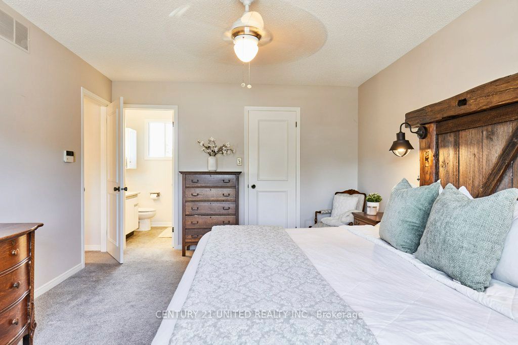 106 Lichen Court Property Photo 36