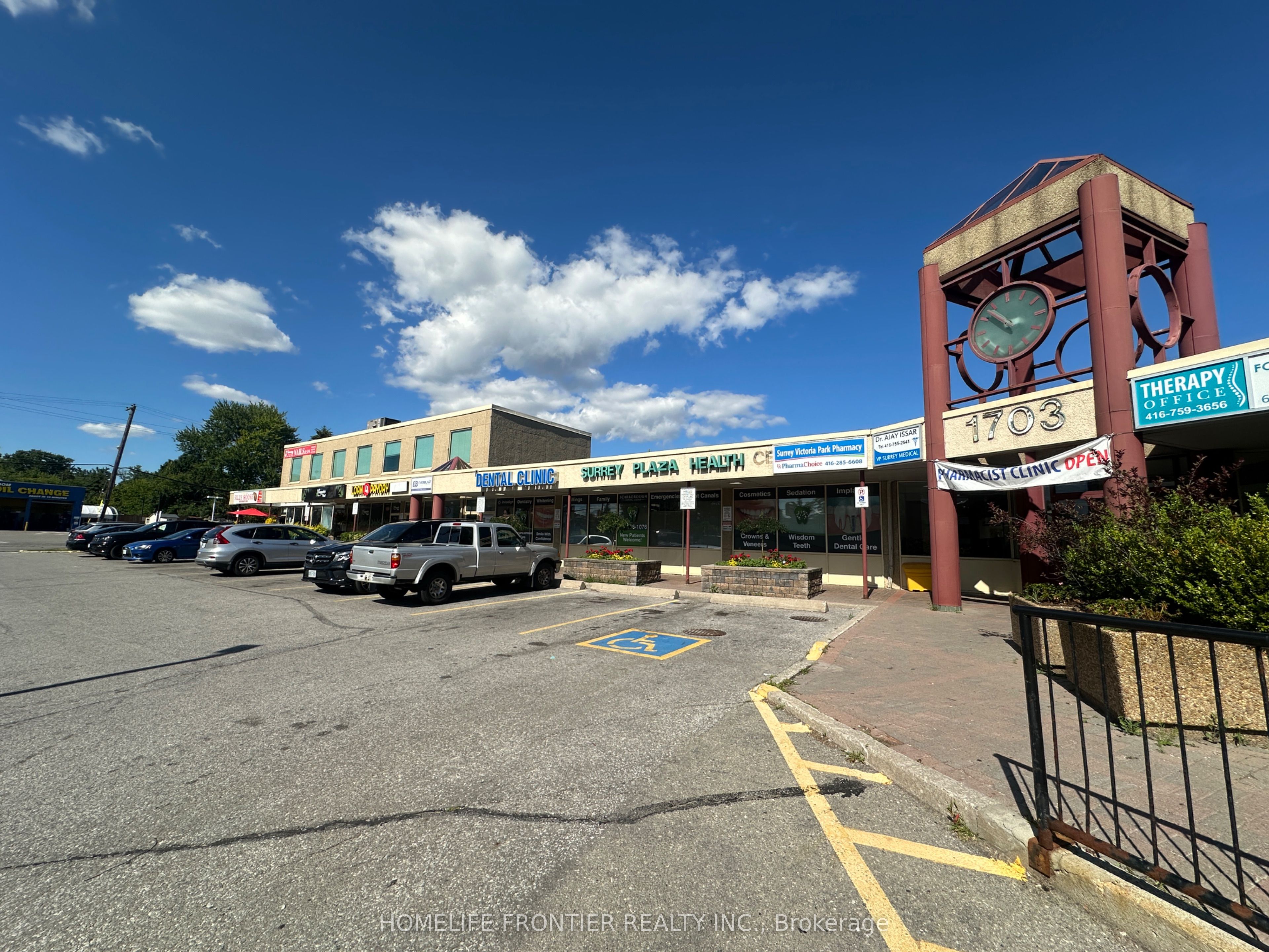 1703 Victoria Park Avenue Property Photo 1