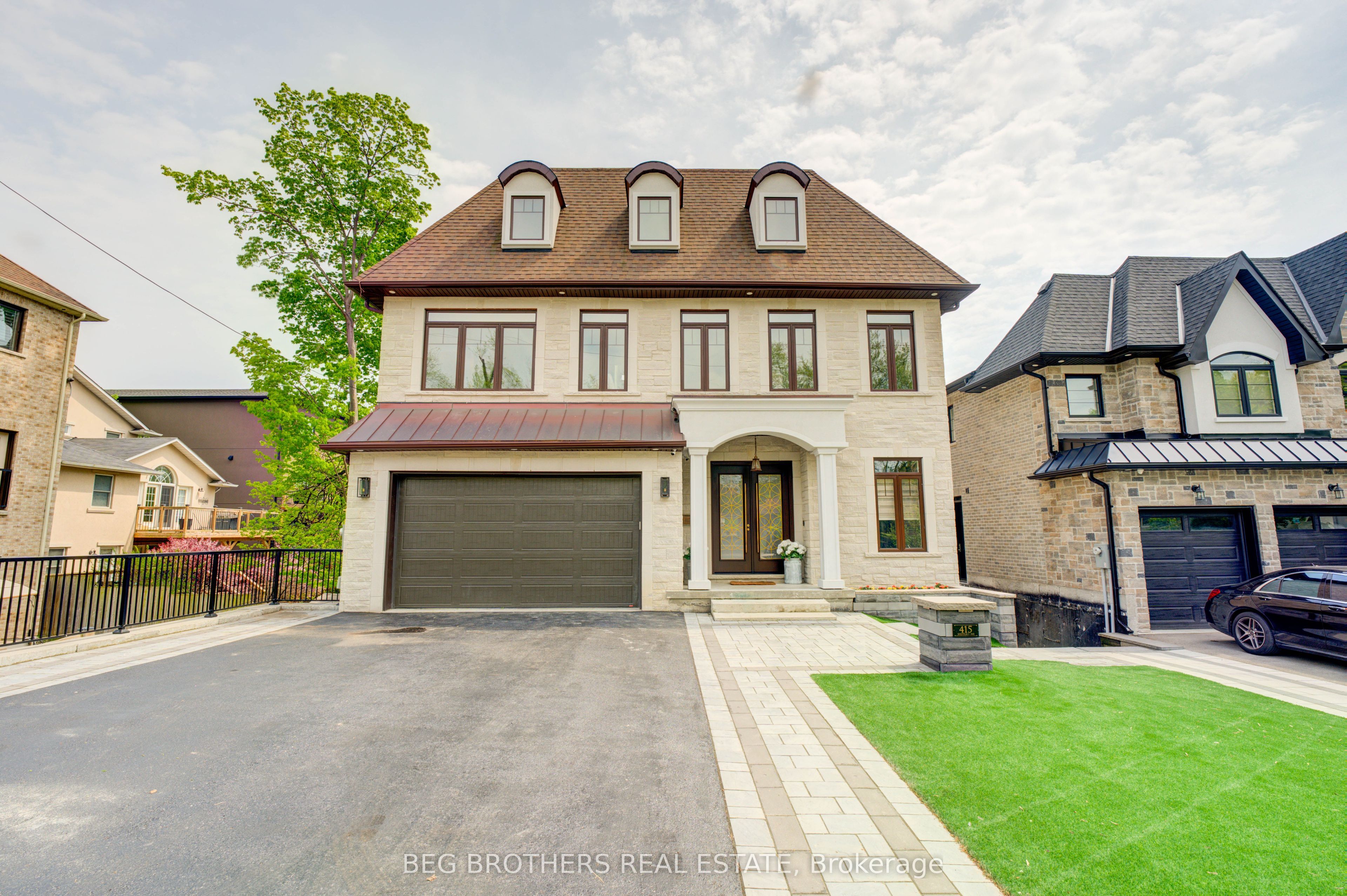 415 Sheppard Avenue Property Photo 1