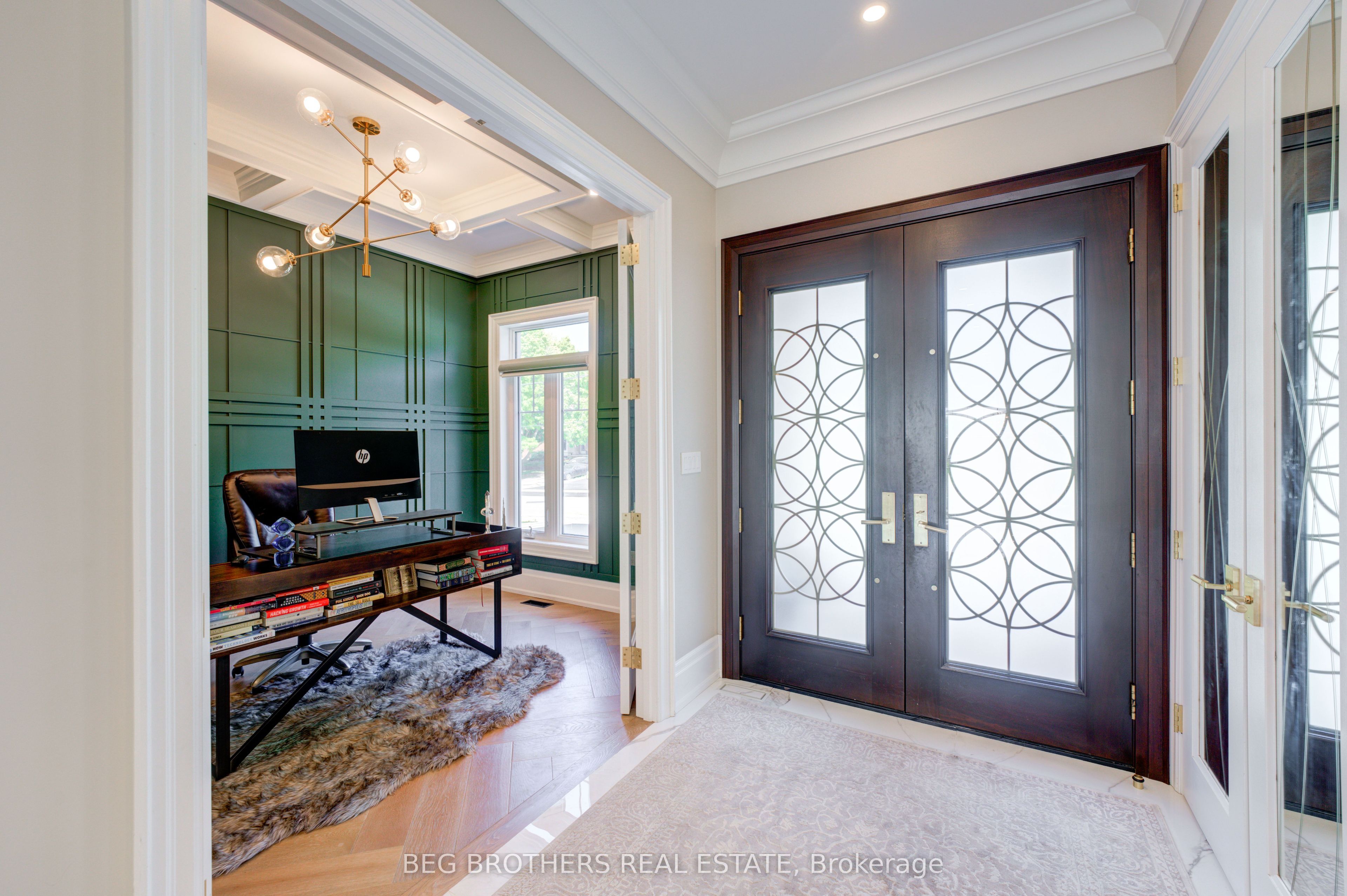 415 Sheppard Avenue Property Photo 4