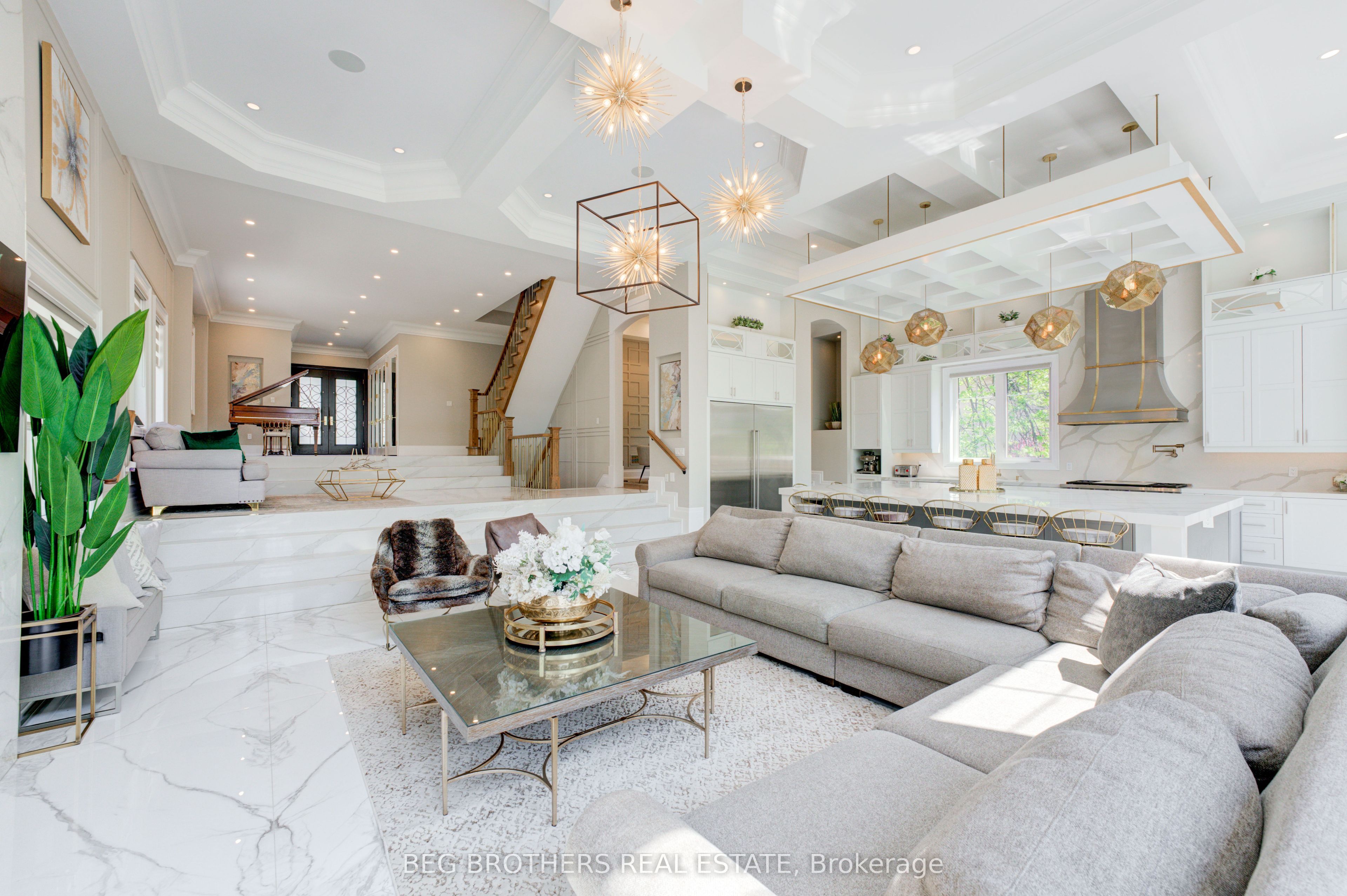 415 Sheppard Avenue Property Photo 10