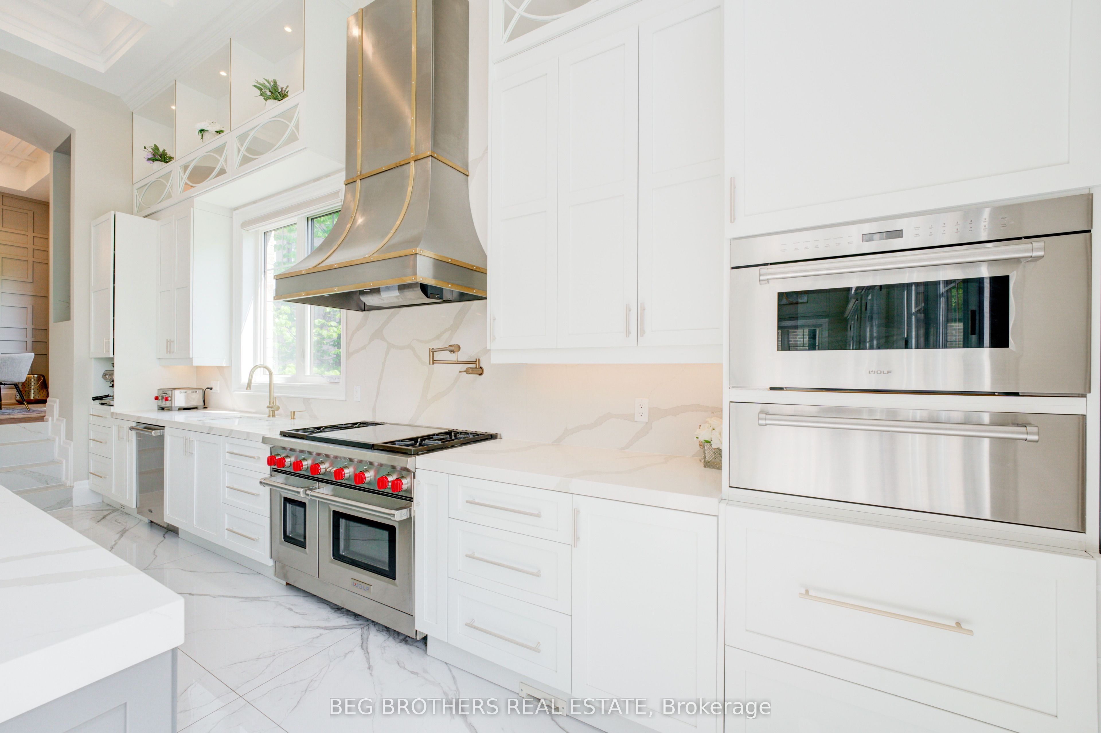 415 Sheppard Avenue Property Photo 16