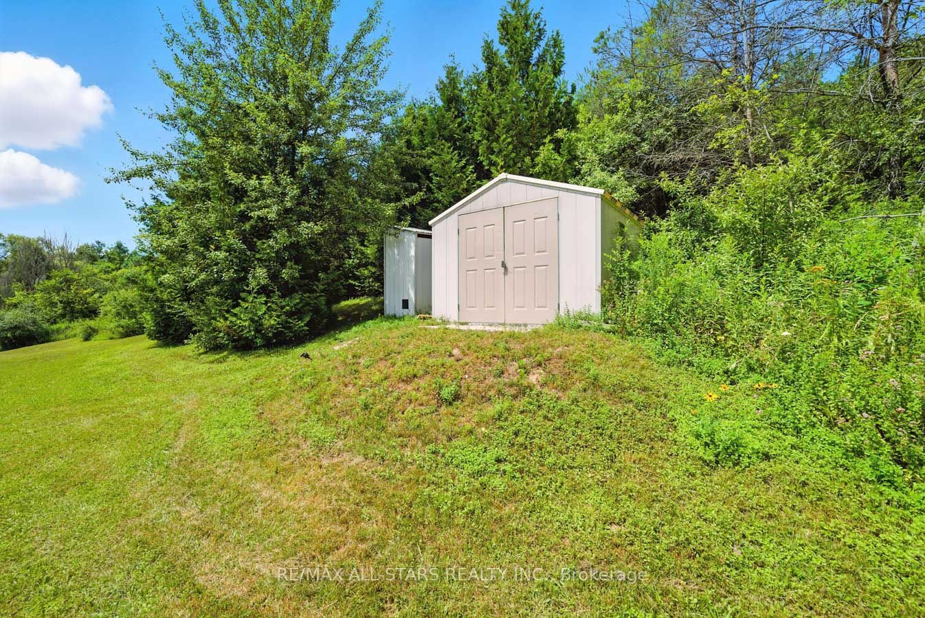 8287 Allin Road Property Photo 37