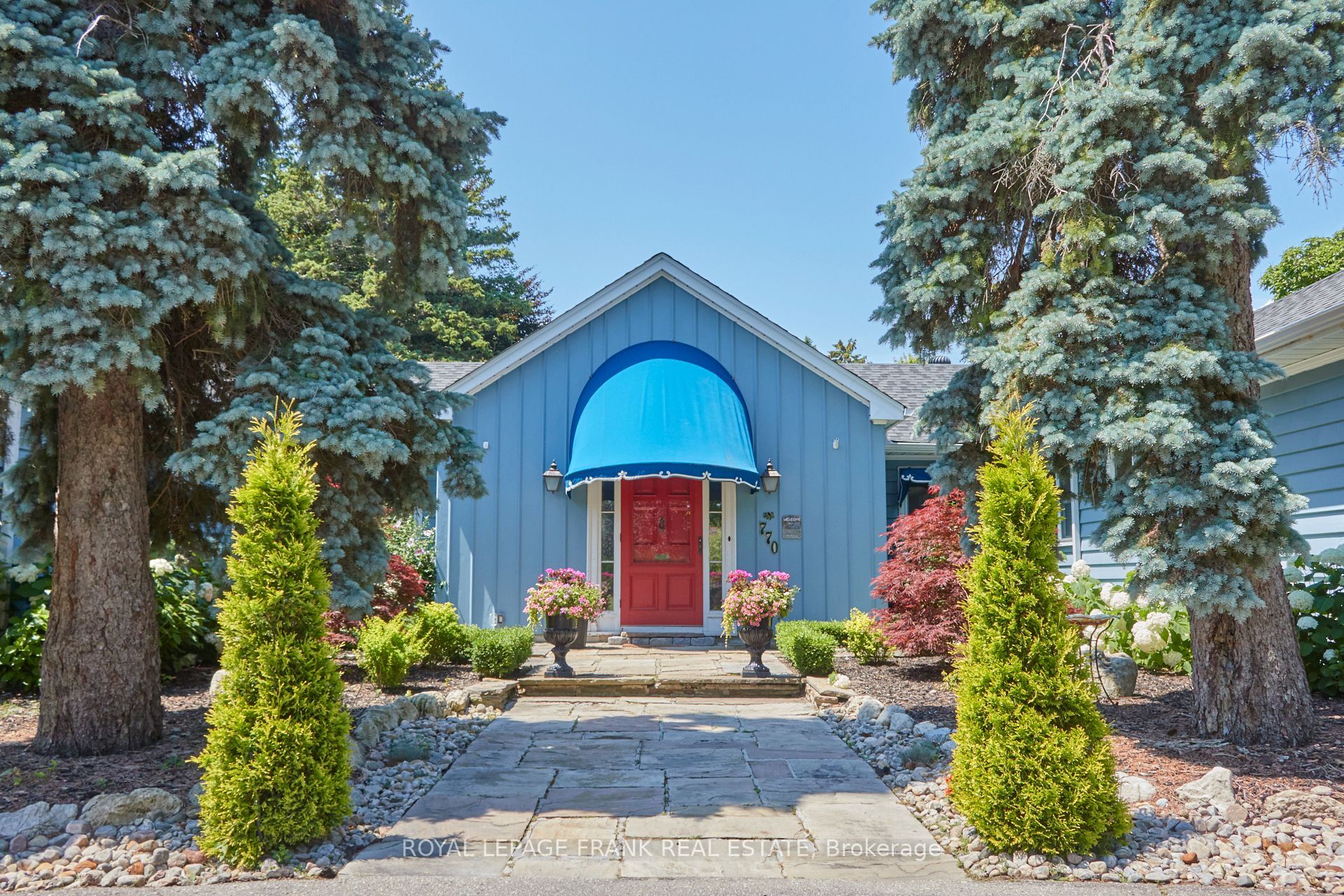 770 Simcoe Street N Property Photo