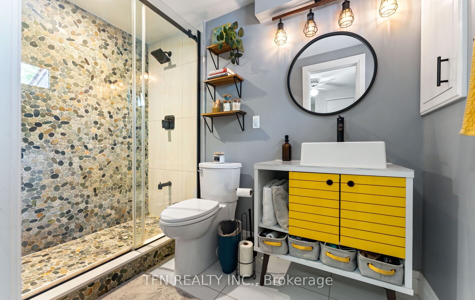 4662 Kingston Road 45 Property Photo 20