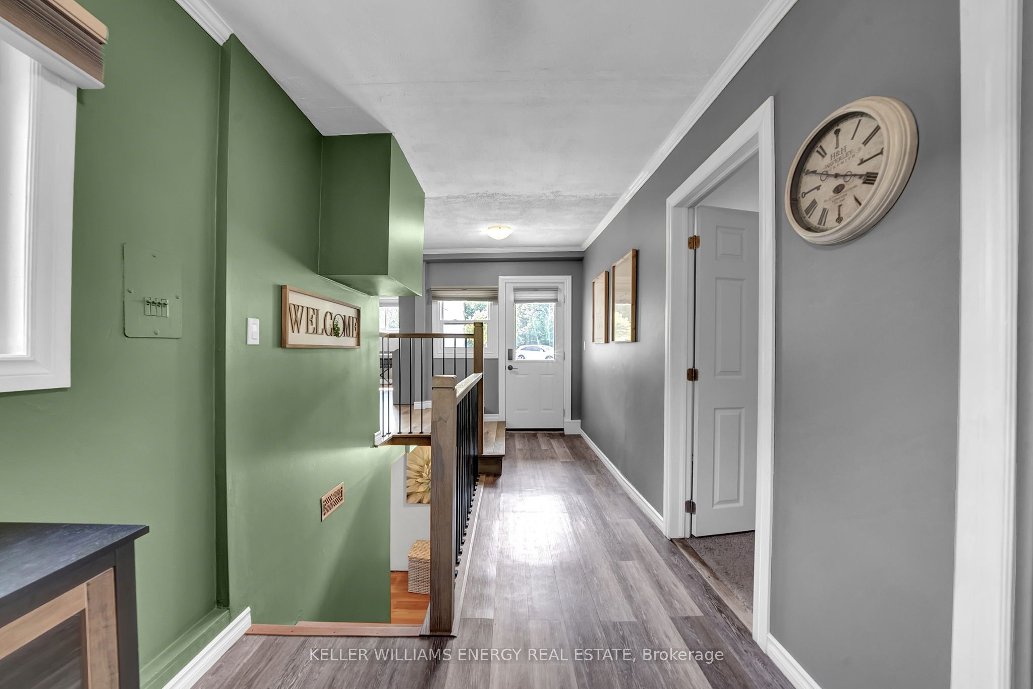 1725 Brownsville Road Property Photo 22