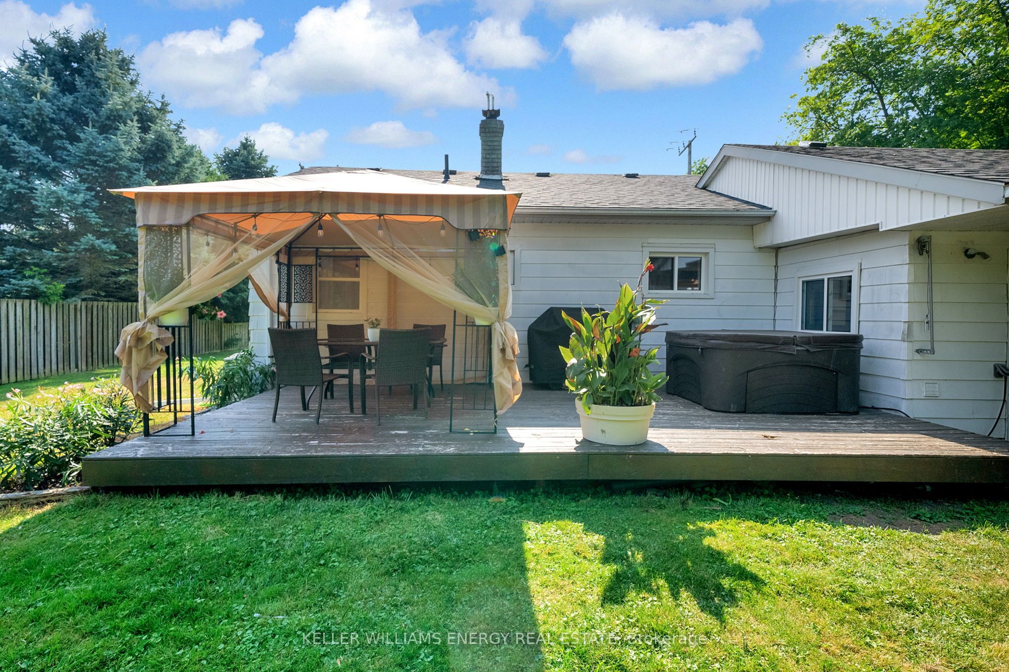 1725 Brownsville Road Property Photo 35