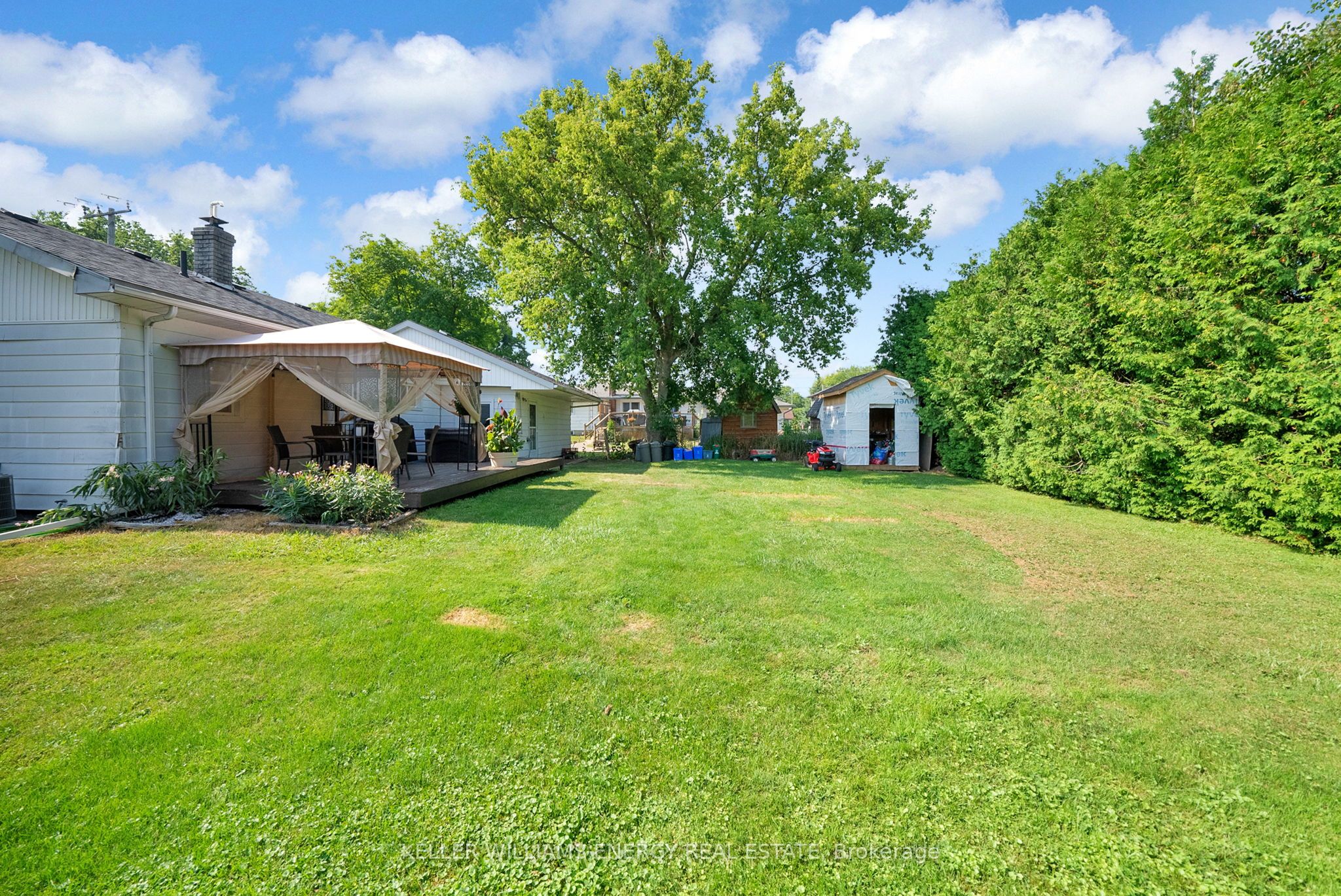 1725 Brownsville Road Property Photo 36