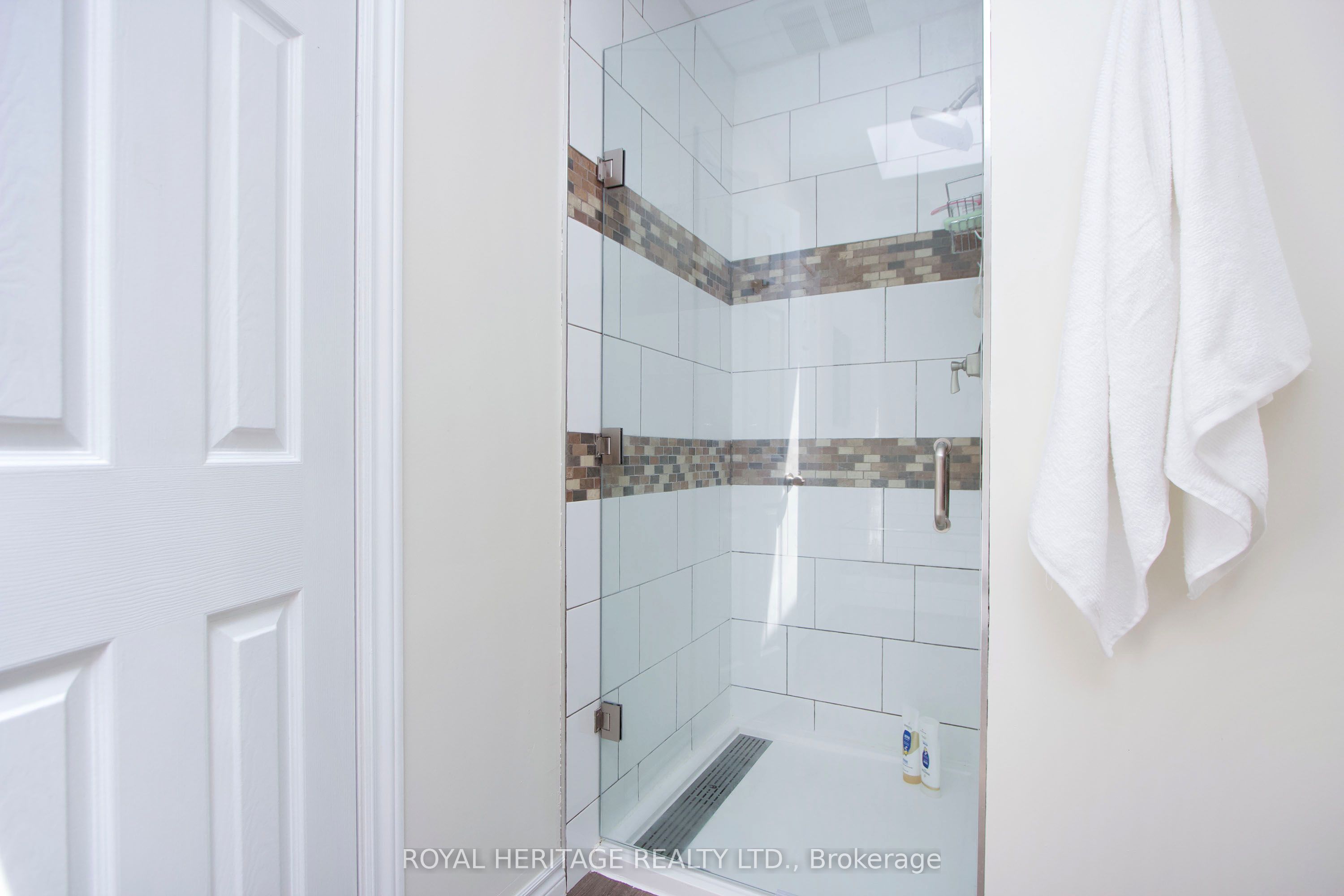 55 Hearthstone Crescent Property Photo 22