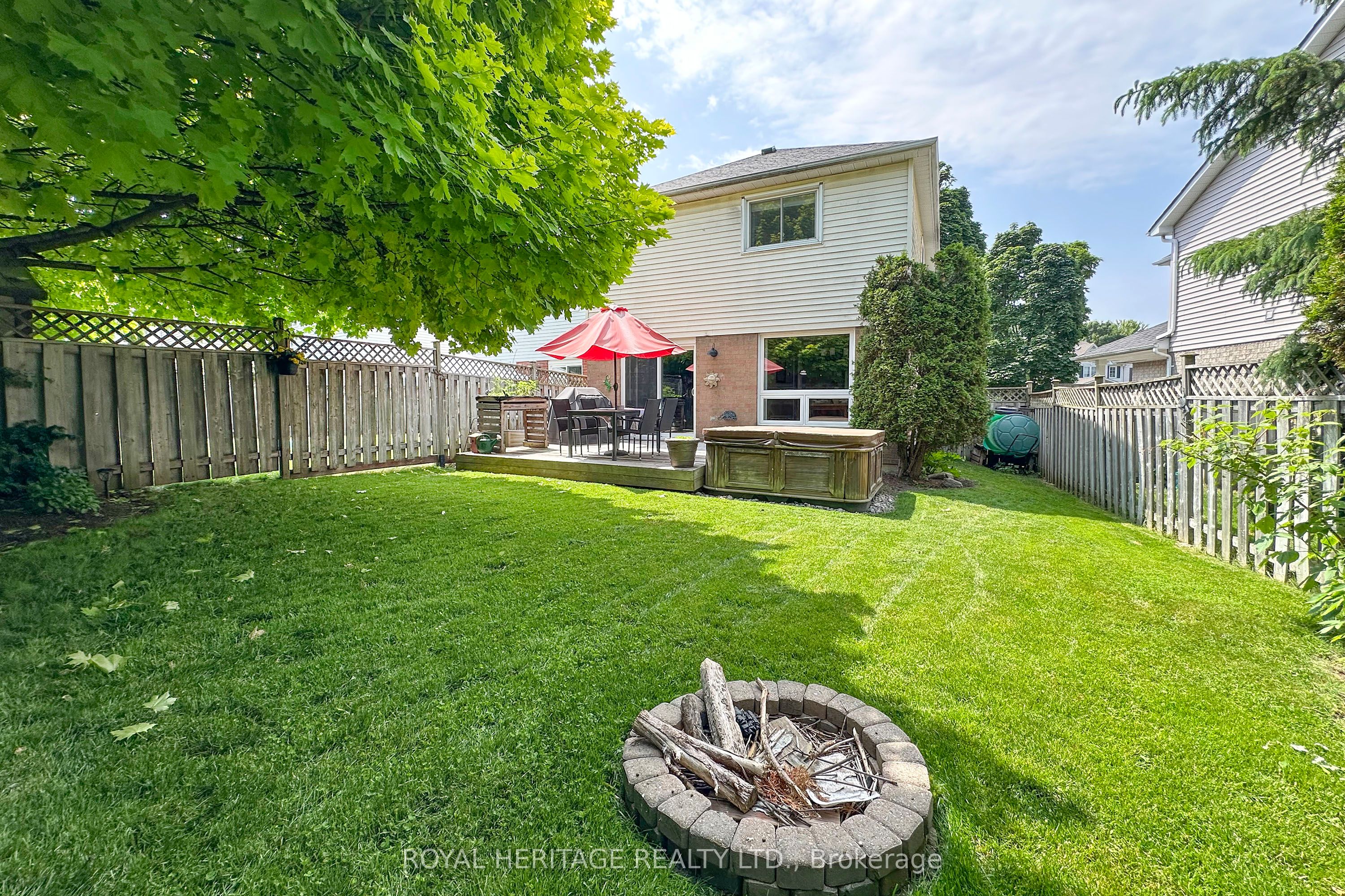 55 Hearthstone Crescent Property Photo 28
