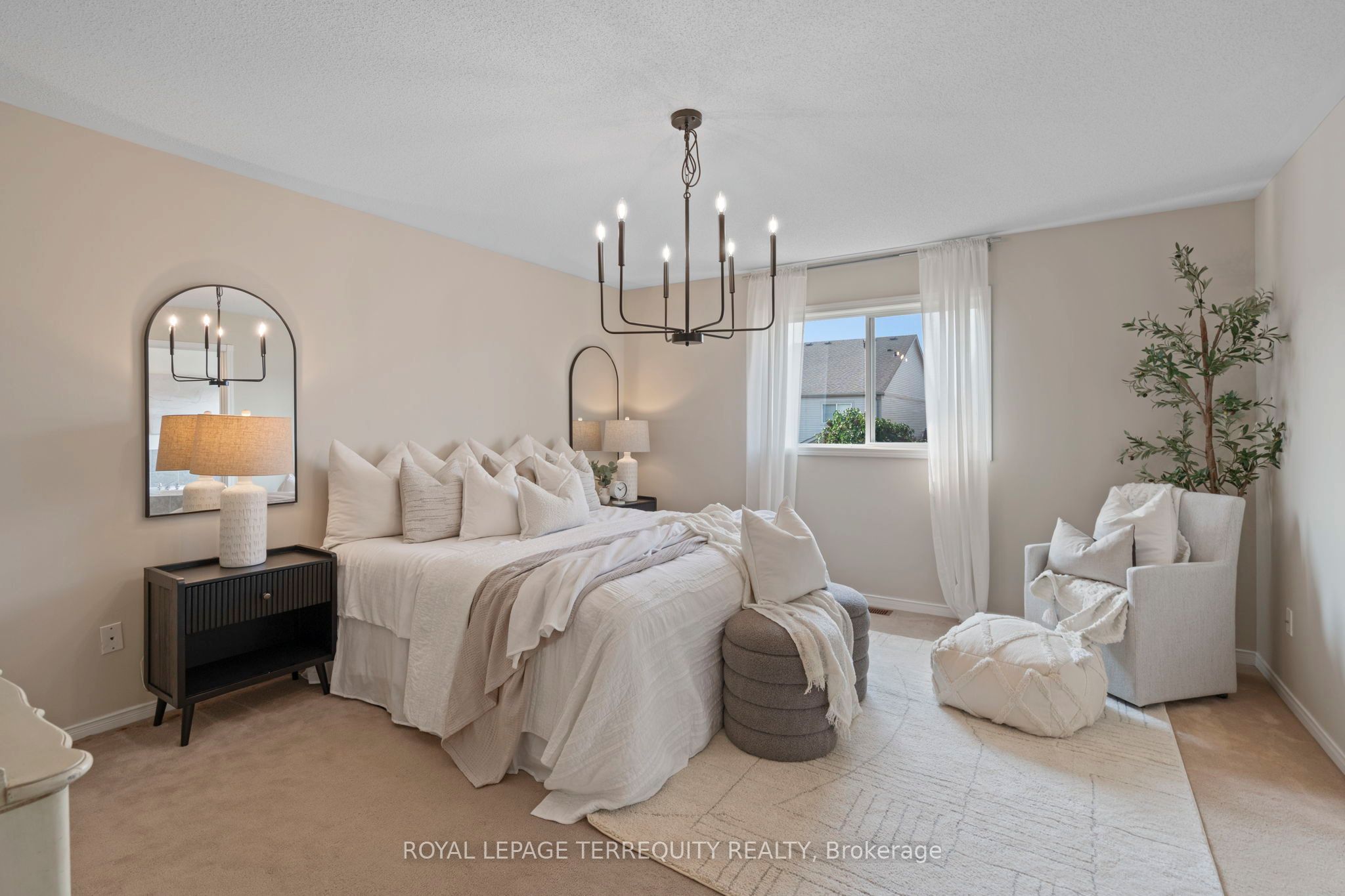 74 Samandria Avenue Property Photo 22