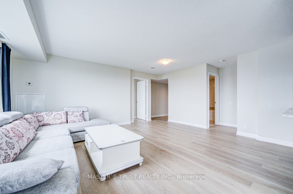 190 Borough Drive 2708 Property Photo 10