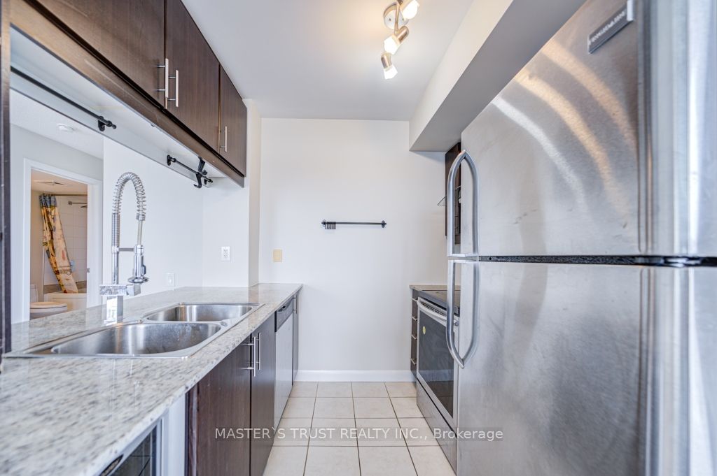 190 Borough Drive 2708 Property Photo 17