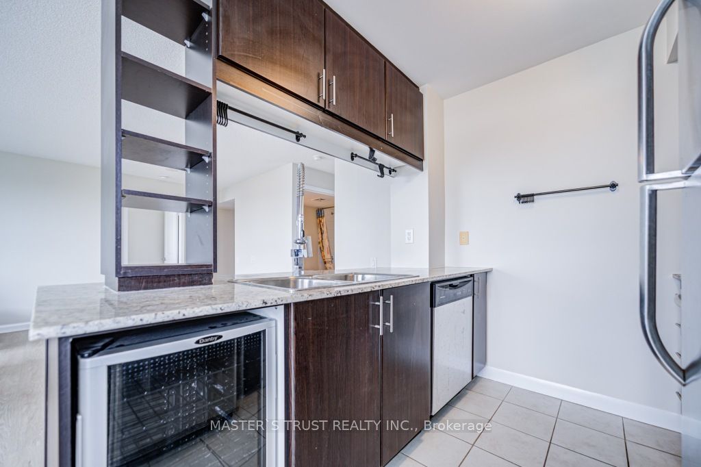 190 Borough Drive 2708 Property Photo 18