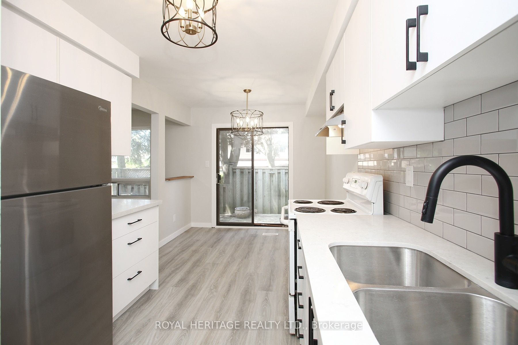 27 Parker Crescent Property Photo 6