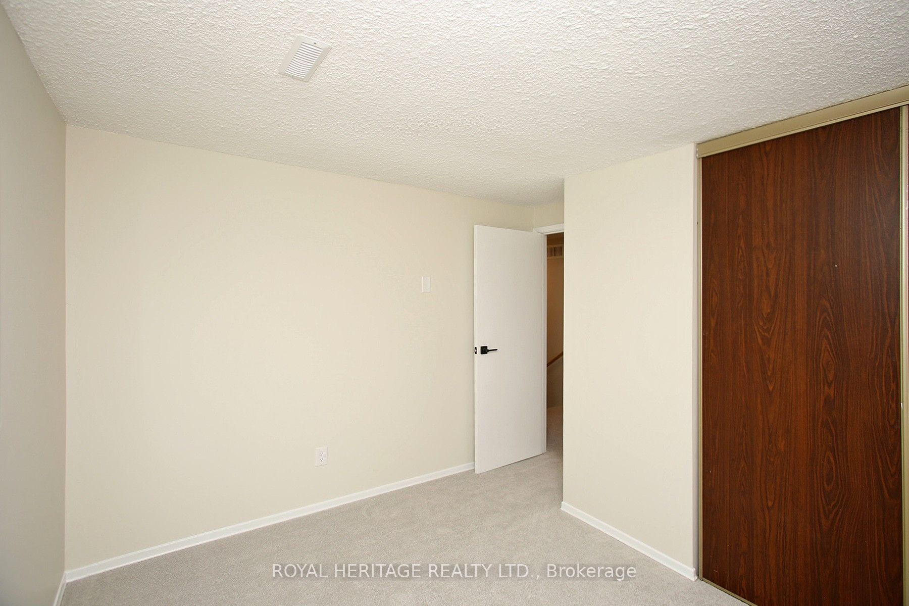 27 Parker Crescent Property Photo 21